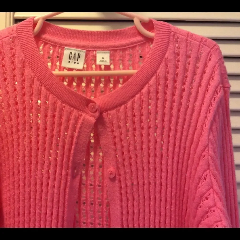 Gap pink cotton sweater kids size M